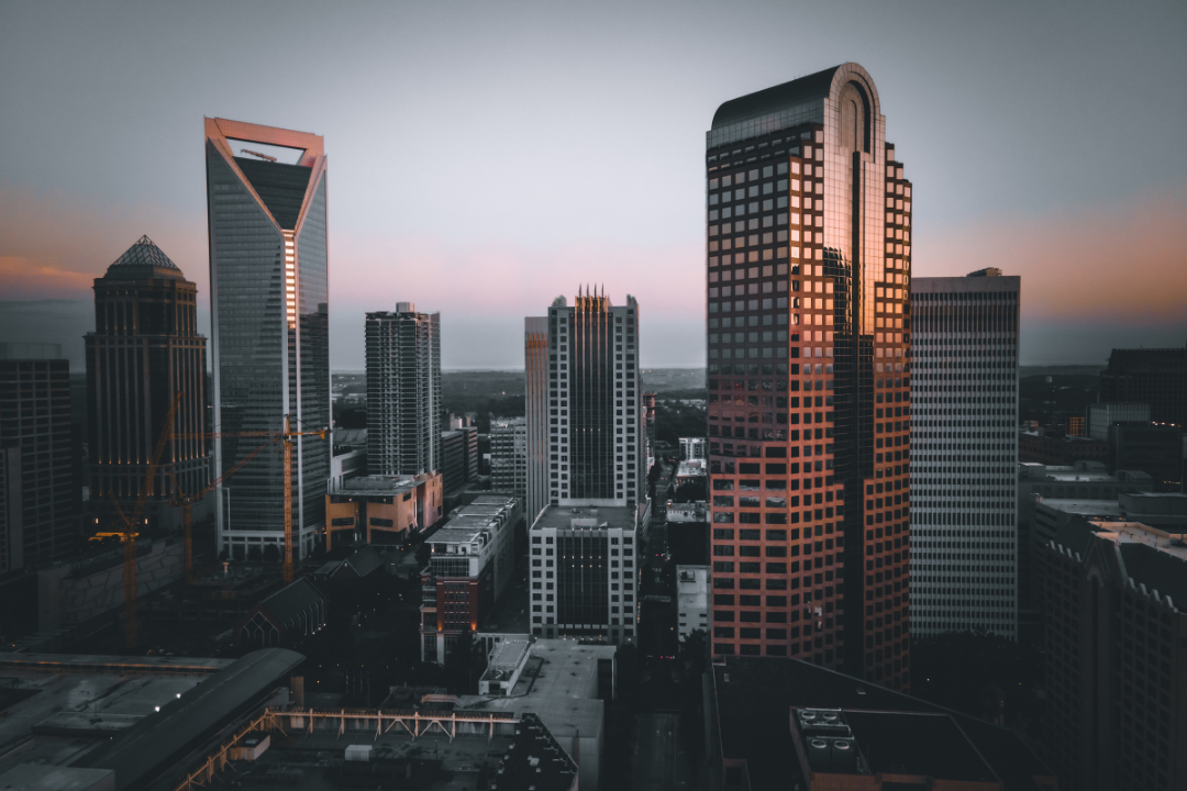 What do business brokers charge in Charlotte, NC? A seller’s guide to commission structures
